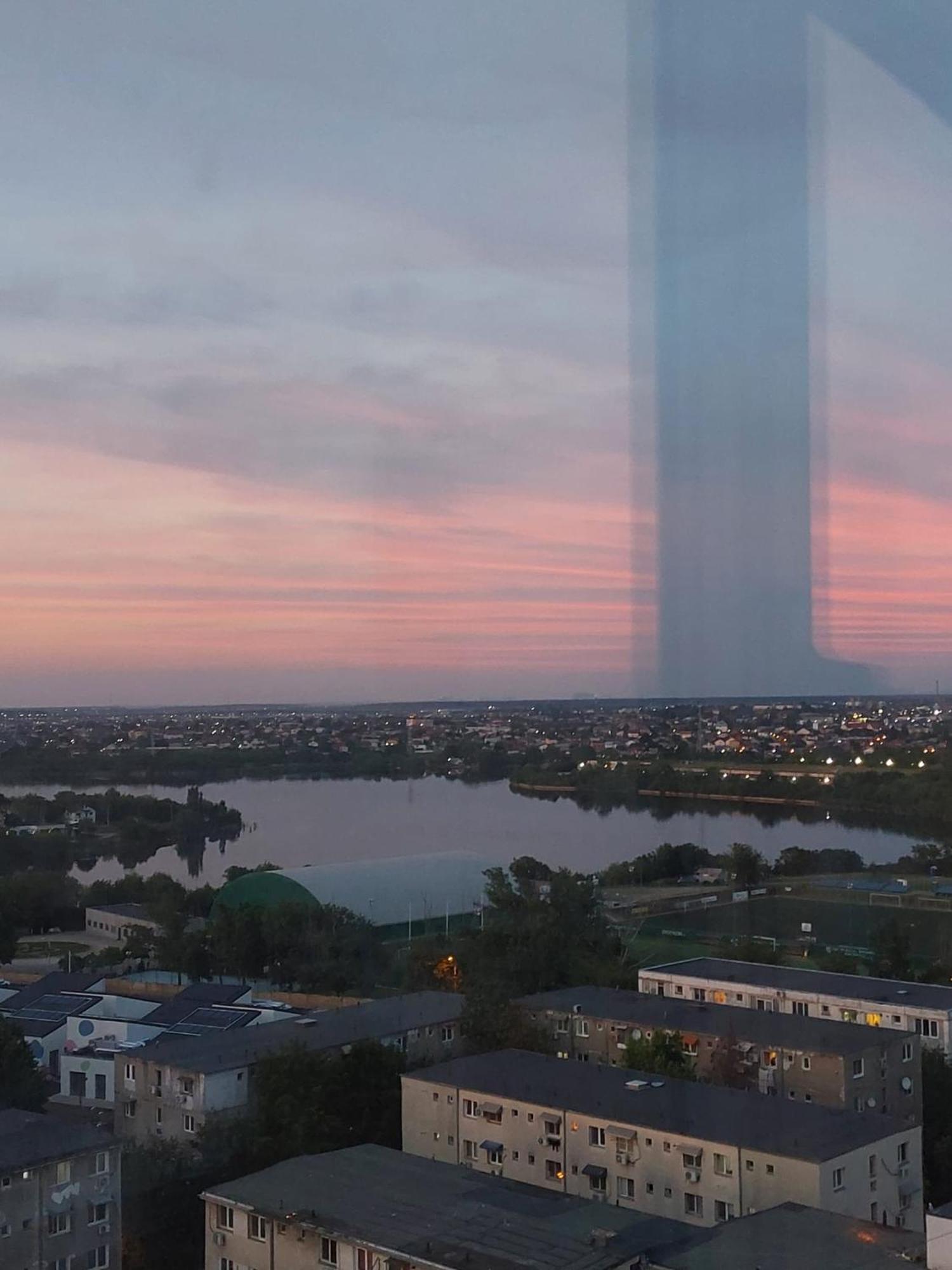 Panorama Mega Apartament Pantelimon Bukarest Exteriör bild