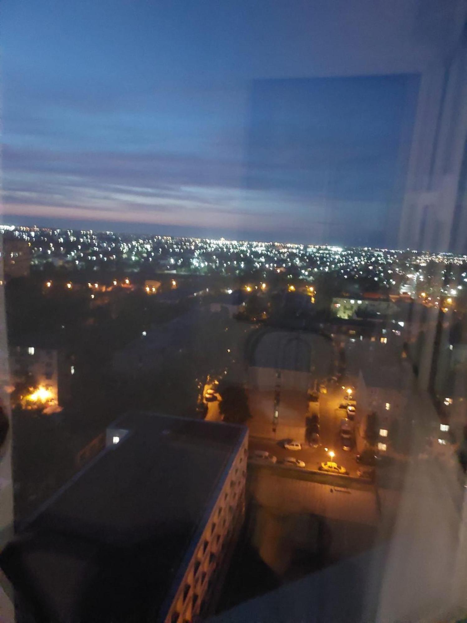 Panorama Mega Apartament Pantelimon Bukarest Exteriör bild