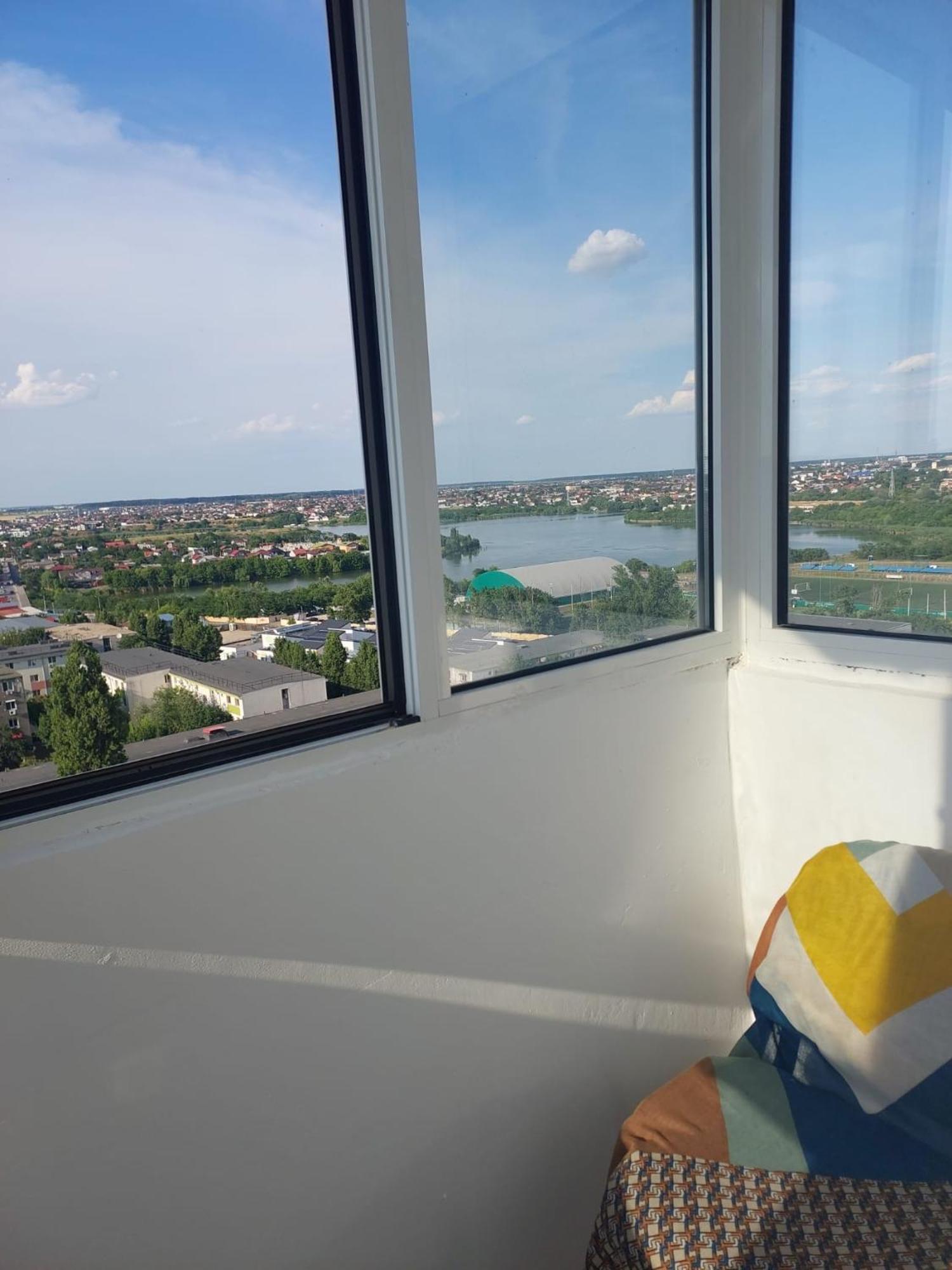 Panorama Mega Apartament Pantelimon Bukarest Exteriör bild